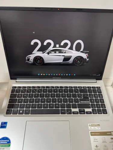 Asus vivobook 16, 4 meses de uso, 24 gb ram, 512gb ssd, i7 1355u, w11