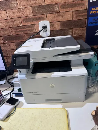 Impressora Multifuncional HP LaserJet Pro 4103fdw Wi-Fi