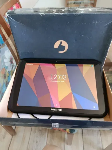 Tablet Positivo T1075