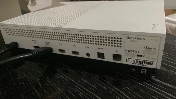 Xbox one s com defeito do plim 