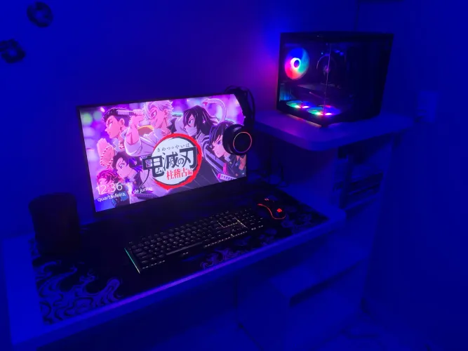 Pc completo + escrivaninha