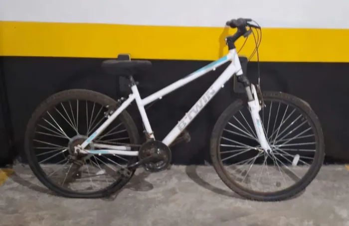 Bicicleta BTWIN Aro 26 - Excelente Estado