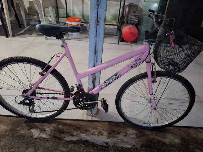 Bicicleta Raccer com marcha