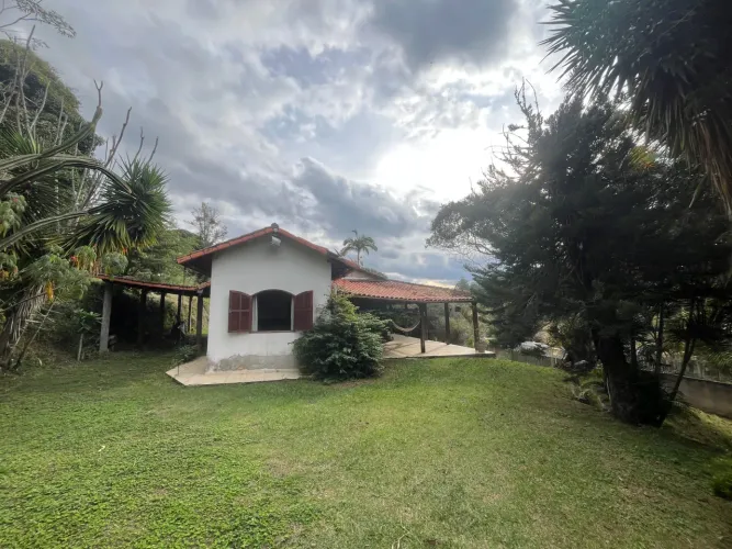 Granja no Recanto dos Lagos