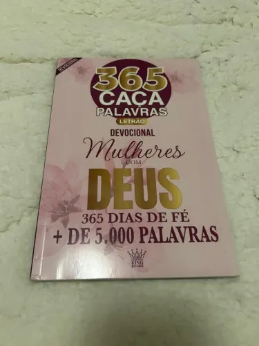 Livro - 365 caça palavras / mulheres com Deus 