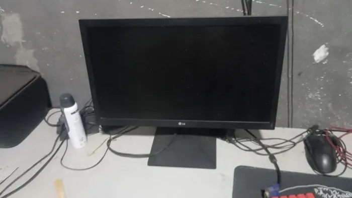Vendo monitor da LG 22 polegadas em perfeito estado