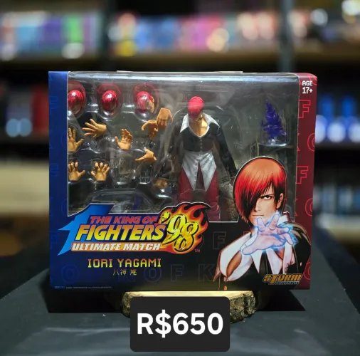 Iori Yagami Storm Collectible