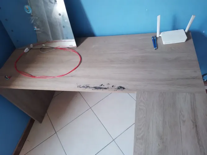 Vendo Mesa L para Escritório