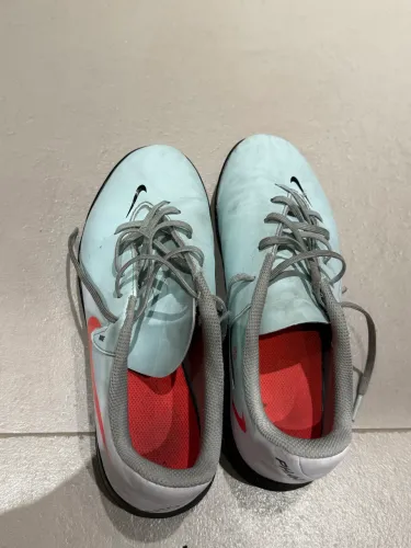 Chuteira Nike Phantom GX tam. 36/37