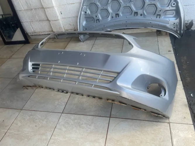 Para choque original Ford Ka 2015 para recuperação 