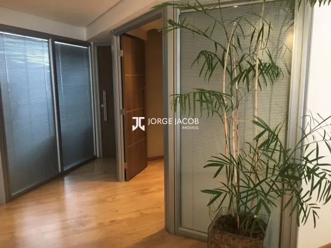 SALA COMERCIAL À VENDA NO PORTAL OFFICE CAMPOLIM