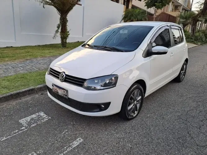 Volkswagen Fox 1.6 MI Total Flex 8V 5P 2012