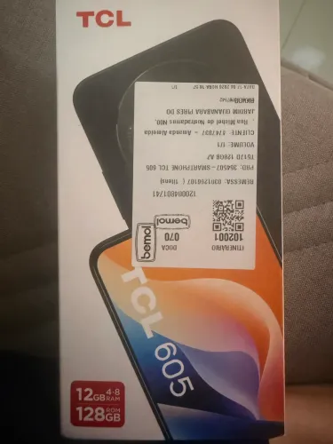 Smartphone TCL 605 