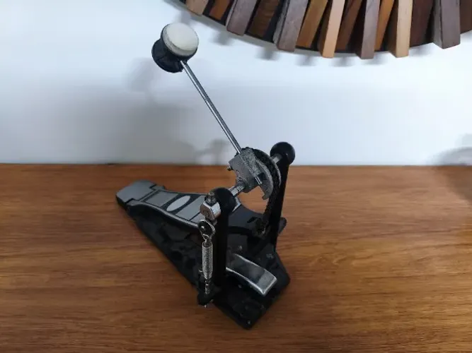 Pedal de Bateria com Sapata de Ferro e Batedor Double Face Prime América