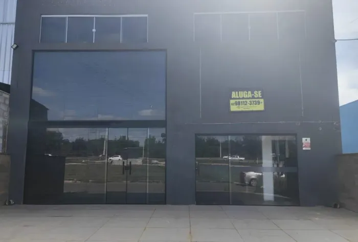 Pavilhão/Galpão Industrial com 250m2 na margem da rodovia dos romeiros ponta kayana trinda