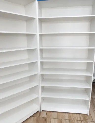 Estante de MDF branco