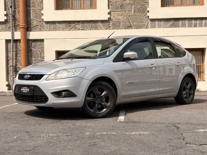 Ford Focus Titanium 2.0 16V Flex 5P Mec. 2009