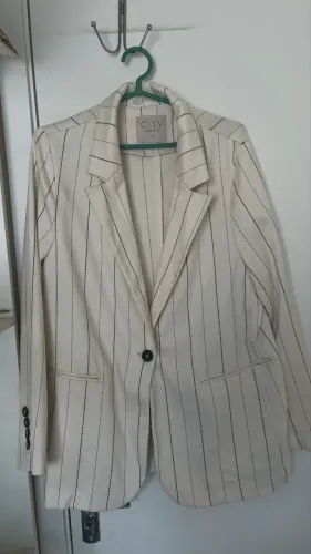 Blazer feminino alfaiataria