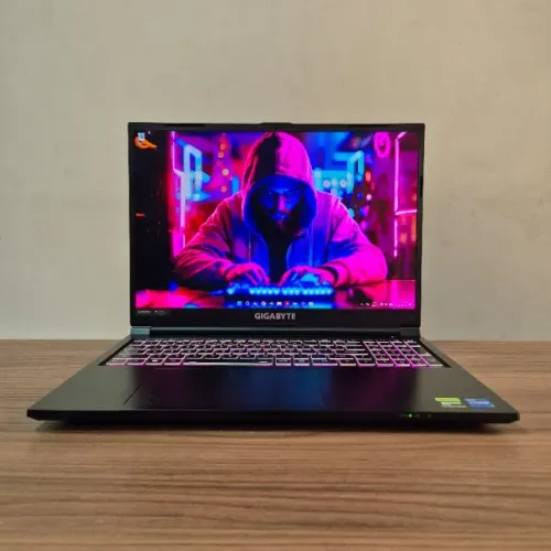 Notebook Gamer Gigabyte (RTX 4060 + 32 GB DDR5 + 01 TB NVMe) c/ Garantia !!!