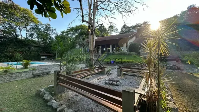 Condomínio Quinta Flores - SJC - casa térrea 4 Dormitórios - 650m² terreno plano 4.311m²