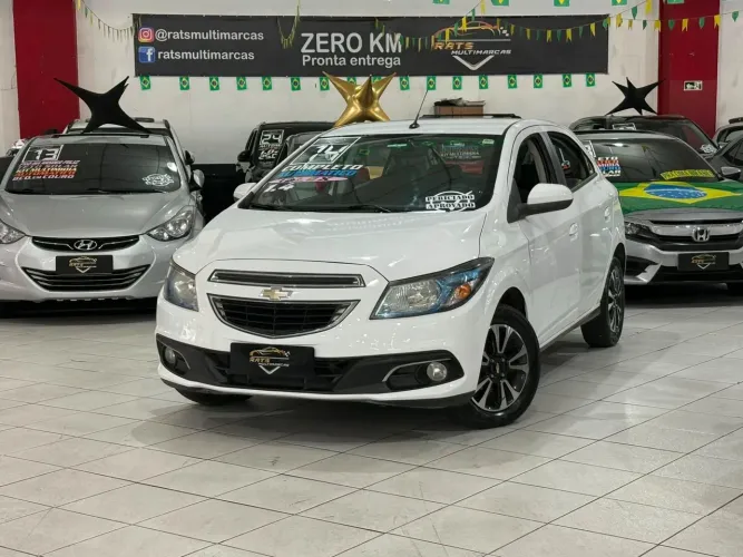 Chevrolet Onix Hatch LTZ 1.4 8V Flex Power Aut. 4P 2014
