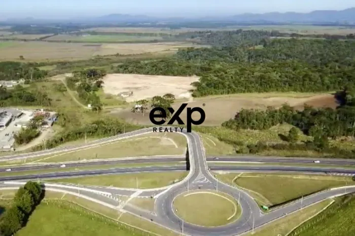 Terreno de frente para BR 376 proximo a Tijucas do Sul