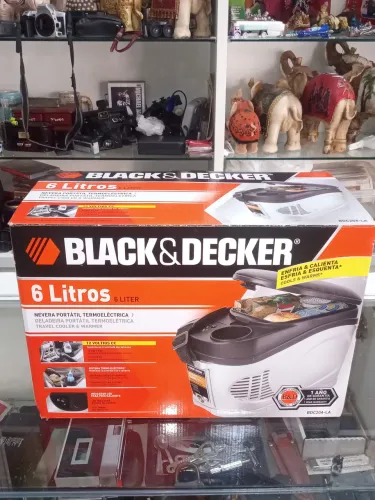 Geladeira Portátil Black & Decker 6L (12V) - NUNCA USADA