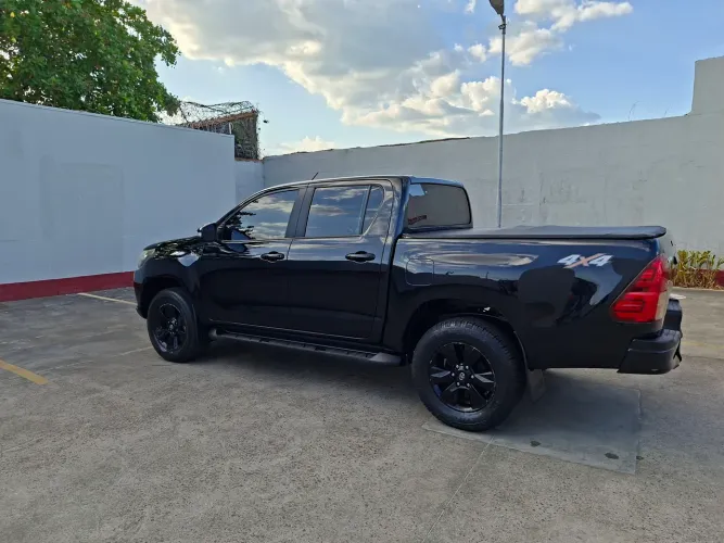 Toyota Hilux CD SRV 4X4 2.8 TDI Diesel Aut. 2017