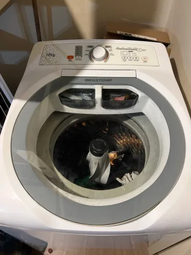 Máquina de lavar roupas Brastemp 