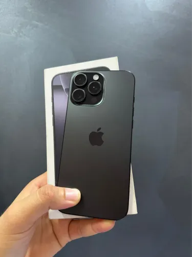 IPhone 16 pro Max 256GB GARANTIA APPLE COM CAIXA