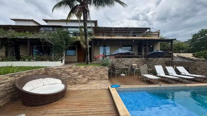Pousada à venda com 10 suítes no Alto Buzios
