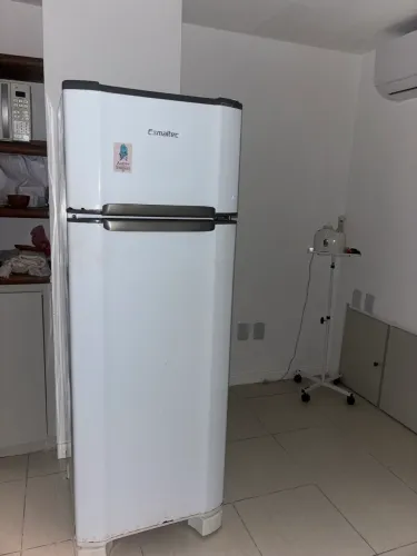 Veendo geladeira