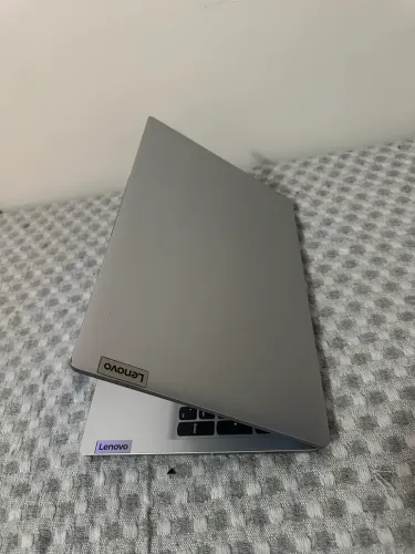 Notebook Lenovo teclado numérico tela de 15 polegadas