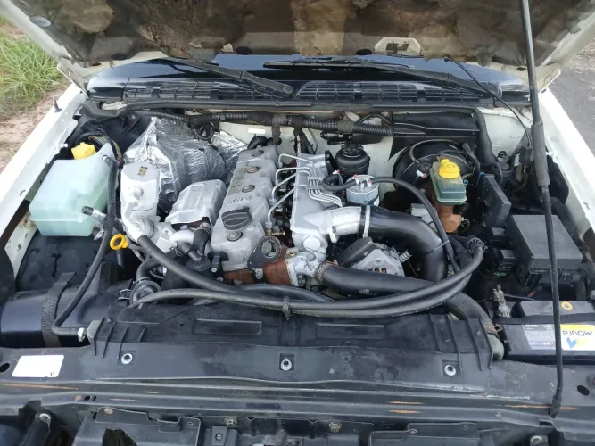 Chevrolet S10 Blazer DLX 2.8 4X4 TB Interc. Diesel 2004