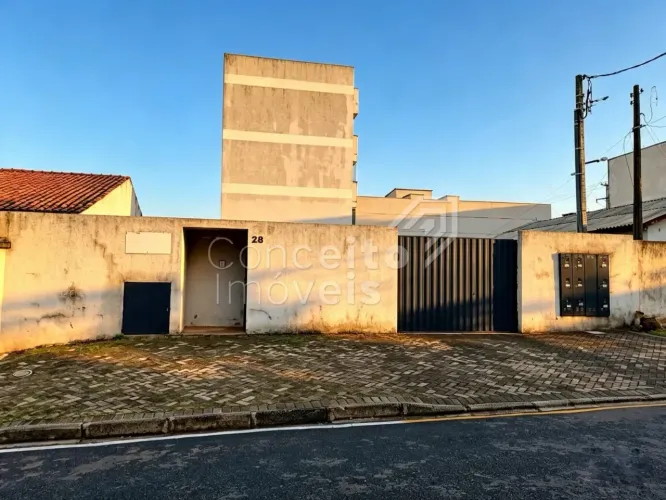 Condomínio Residencial Coimbra - Uvaranas - Apartamento Semimobiliado