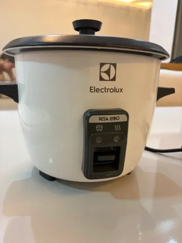 Panela Elétrica de Arroz Electrolux