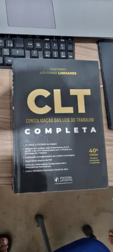 VADE MECUM - CLT <br><br>Aryanna Linhares <br><br>2026 <br><br>Preço na Amazon 265,00 