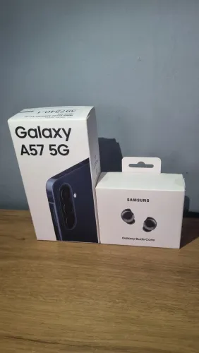 Celular Galaxy A57 5G cor azul perolado nunca usado