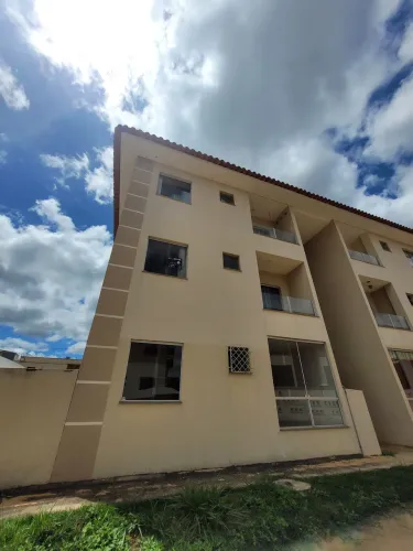 Apartamento no Recanto Verde
