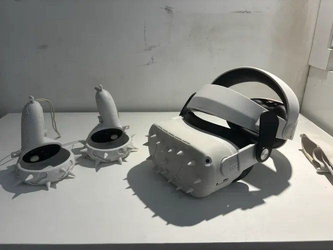 Oculus Meta Quest 2- Usado em ótimo estado