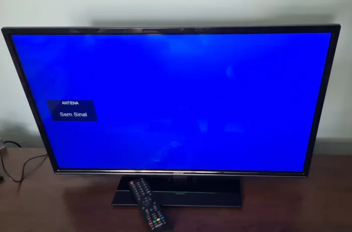 TV LED 32" Semp Toshiba (Não é Smart, Ideal para Monitor ou TV Box)