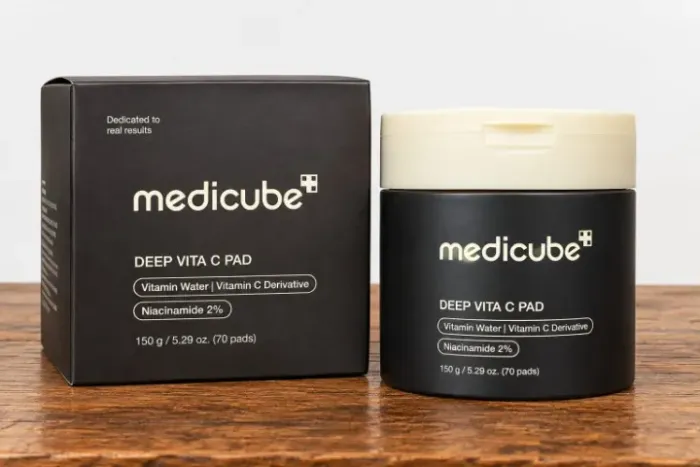 Medicube Deep Vita C Pad 70 unidades