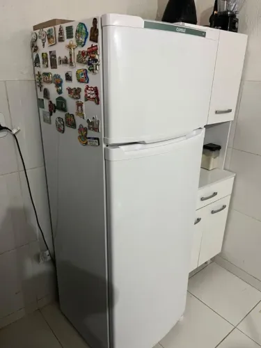 Geladeira Cônsul 332L