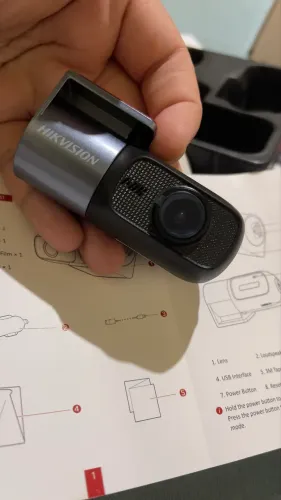 Dashcam D1 Hikvision