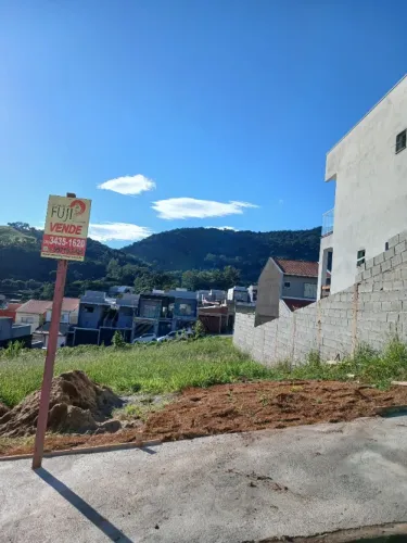 Terreno 10x25 em Extrema MG