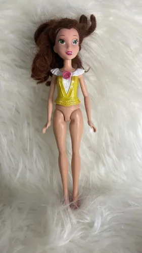Boneca Princesa Bela