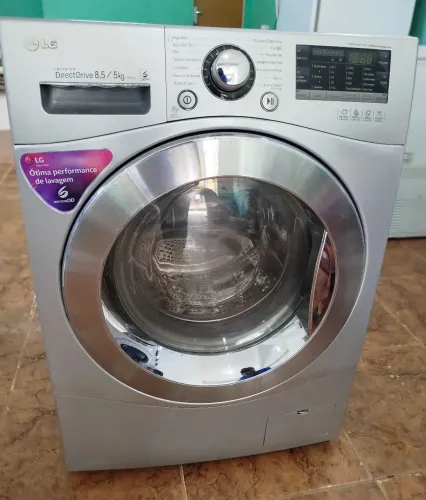 Lava e seca painel touchscreen/ LG 8,5kg 