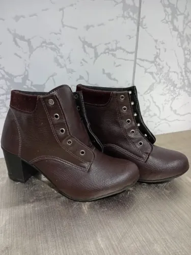Bota feminina 