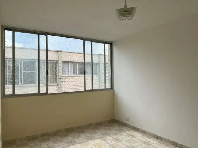 LAPA DE BAIXO APARTAMENTO À VENDA COM UM DORMITÓRIO E VAGA DE GARAGEM