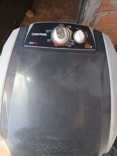 Vendo tanquinho Colormaq de 20 kg OBS entrego dependendo do setor